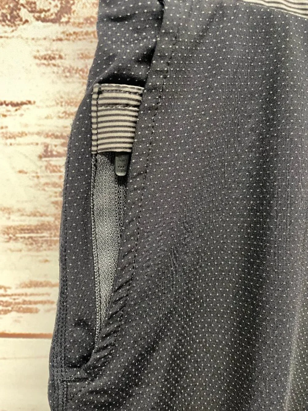 Vuori Evolution Board Shorts Microdot pattern